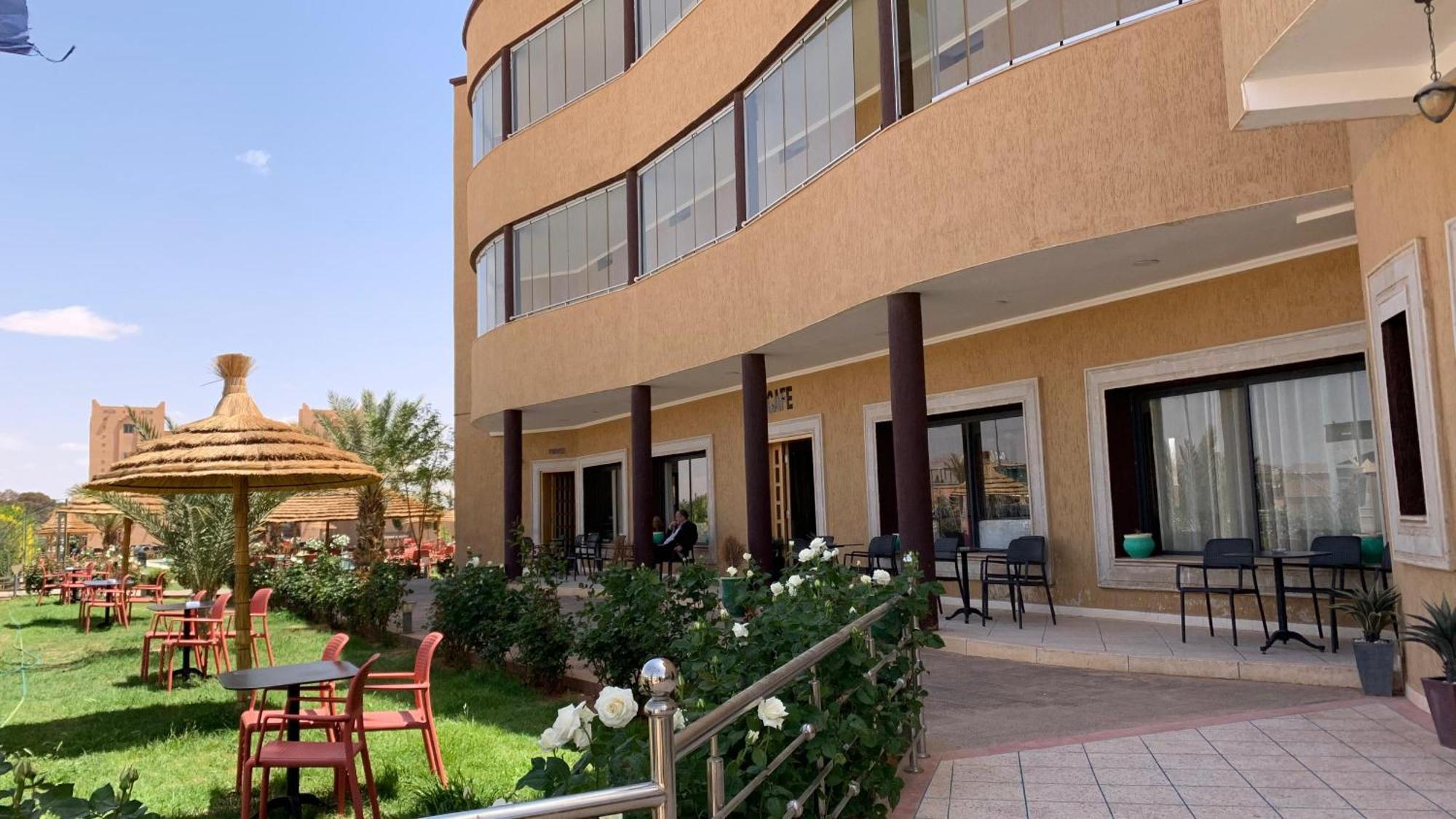Hotel Oasis Palace Errachidia Exterior photo