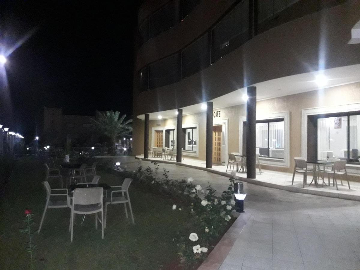 Hotel Oasis Palace Errachidia Exterior photo