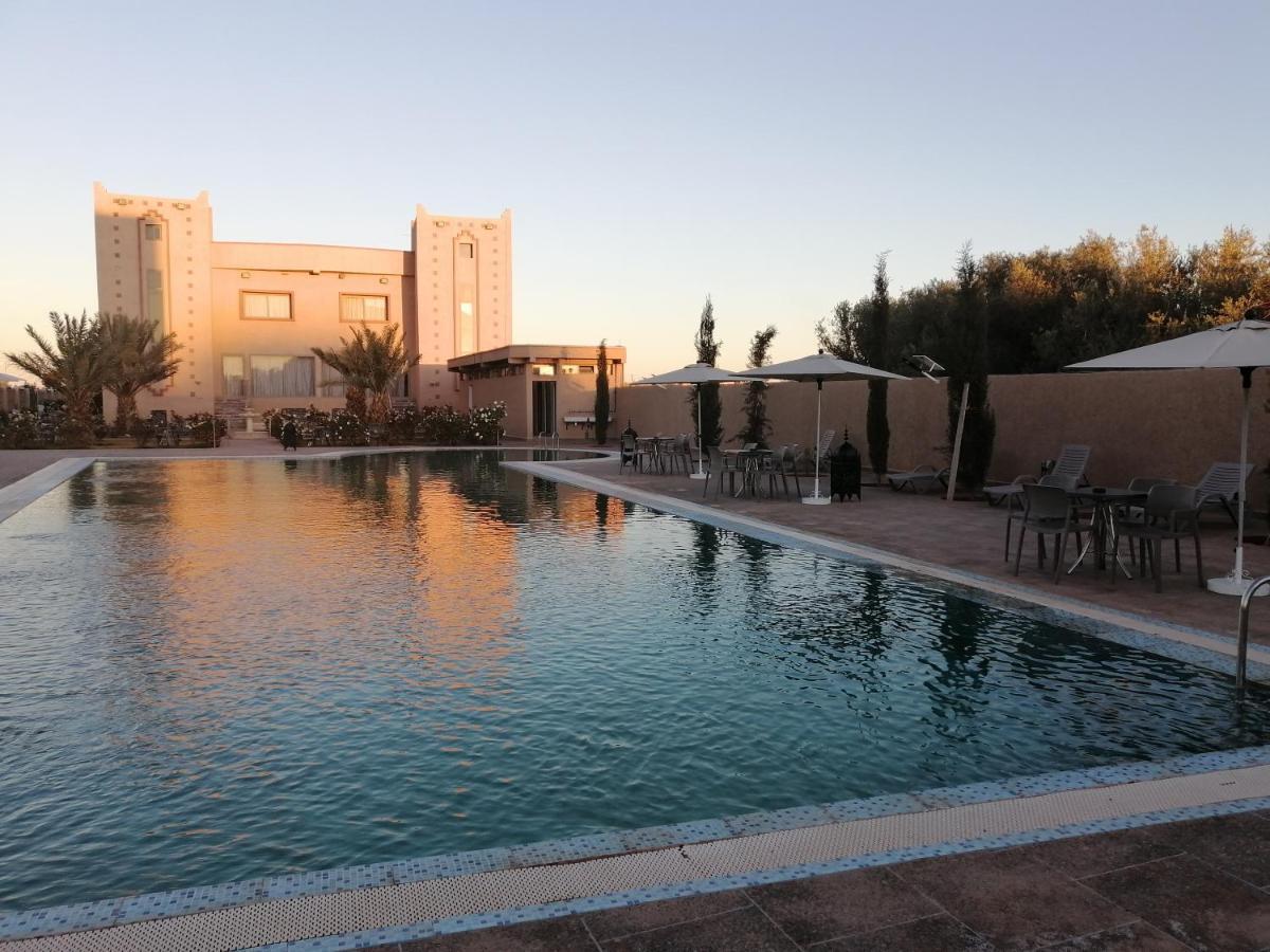 Hotel Oasis Palace Errachidia Exterior photo