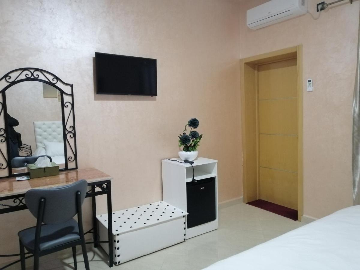 Hotel Oasis Palace Errachidia Exterior photo
